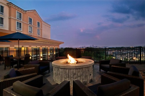Courtyard Kansas City at Briarcliff - image 29