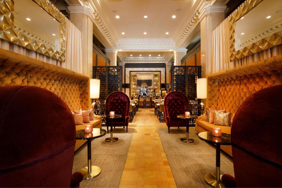 Ambassador Hotel Kansas City Autograph Collection - main image