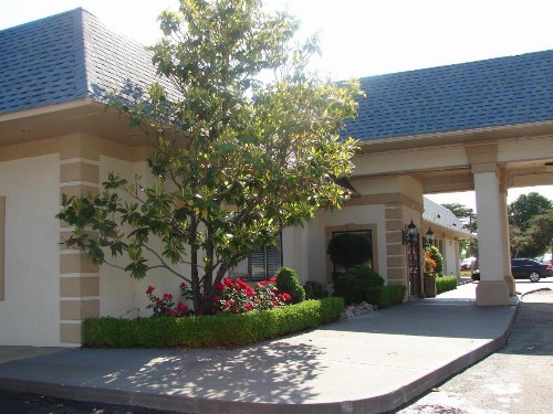 American Inn North Kansas City - image 33
