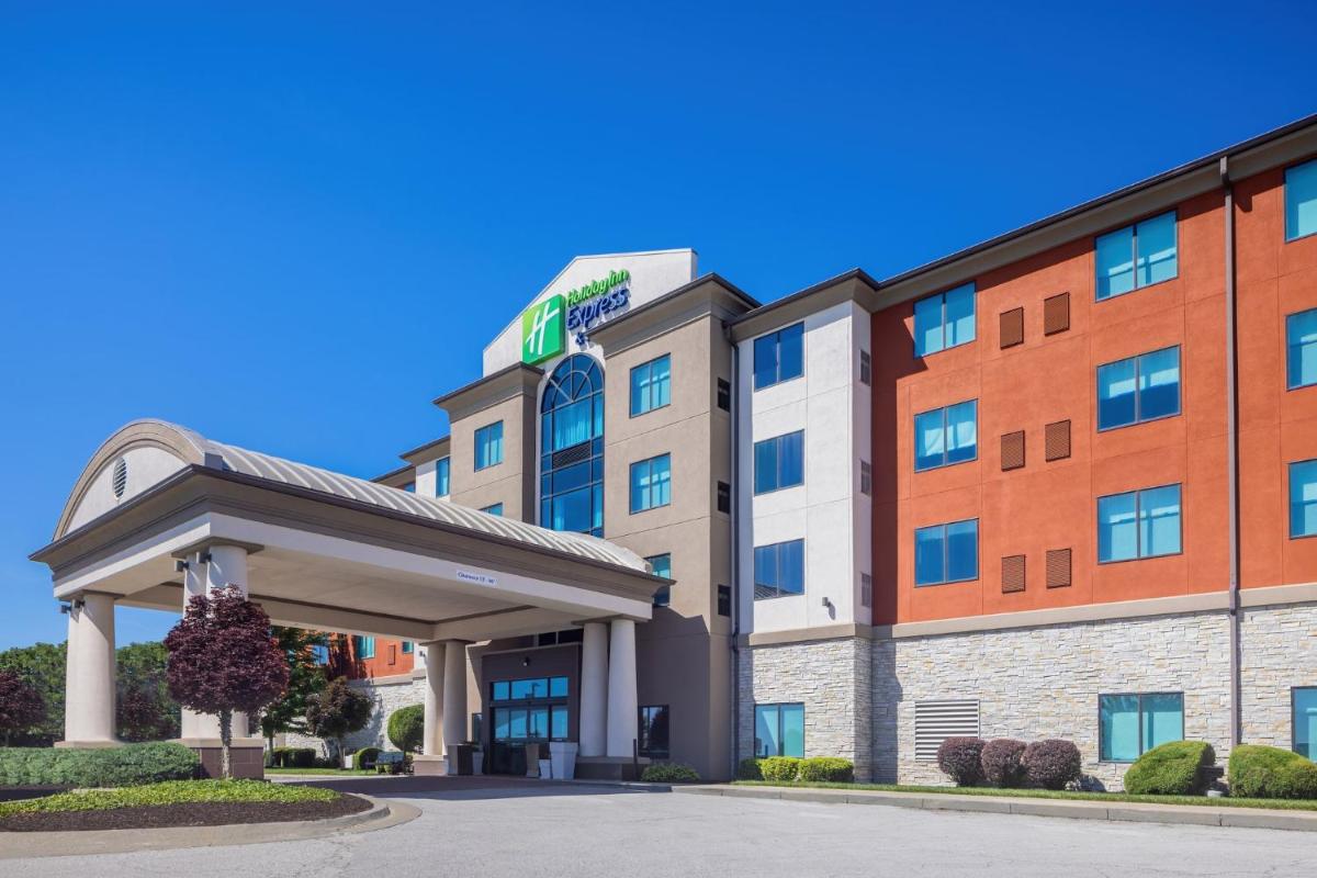 Holiday Inn Express & Suites Kansas City Airport an IHG Hotel - main image