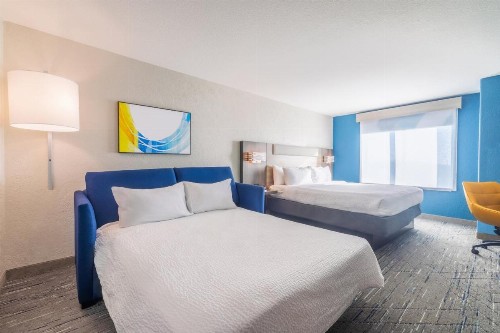 Holiday Inn Express & Suites Kansas City Airport an IHG Hotel - image 24