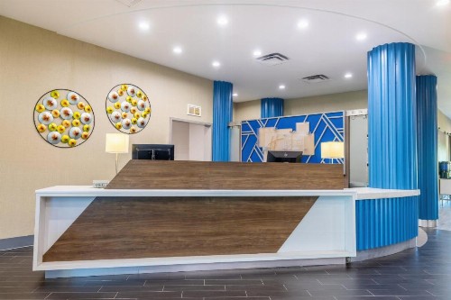 Holiday Inn Express & Suites Kansas City Airport an IHG Hotel - image 46