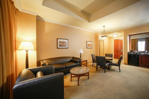 Harrah's North Kansas City Hotel & Casino - image 10