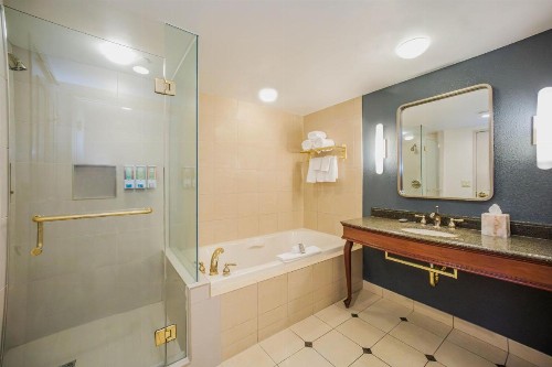 Harrah's North Kansas City Hotel & Casino - image 34