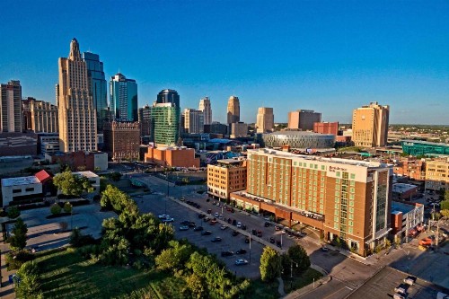 Residence Inn by Marriott Kansas City Downtown/Convention Center - image 6