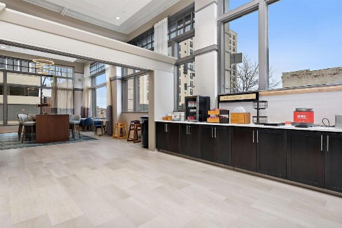 Hampton Inn Kansas City - Downtown Financial District - image 24