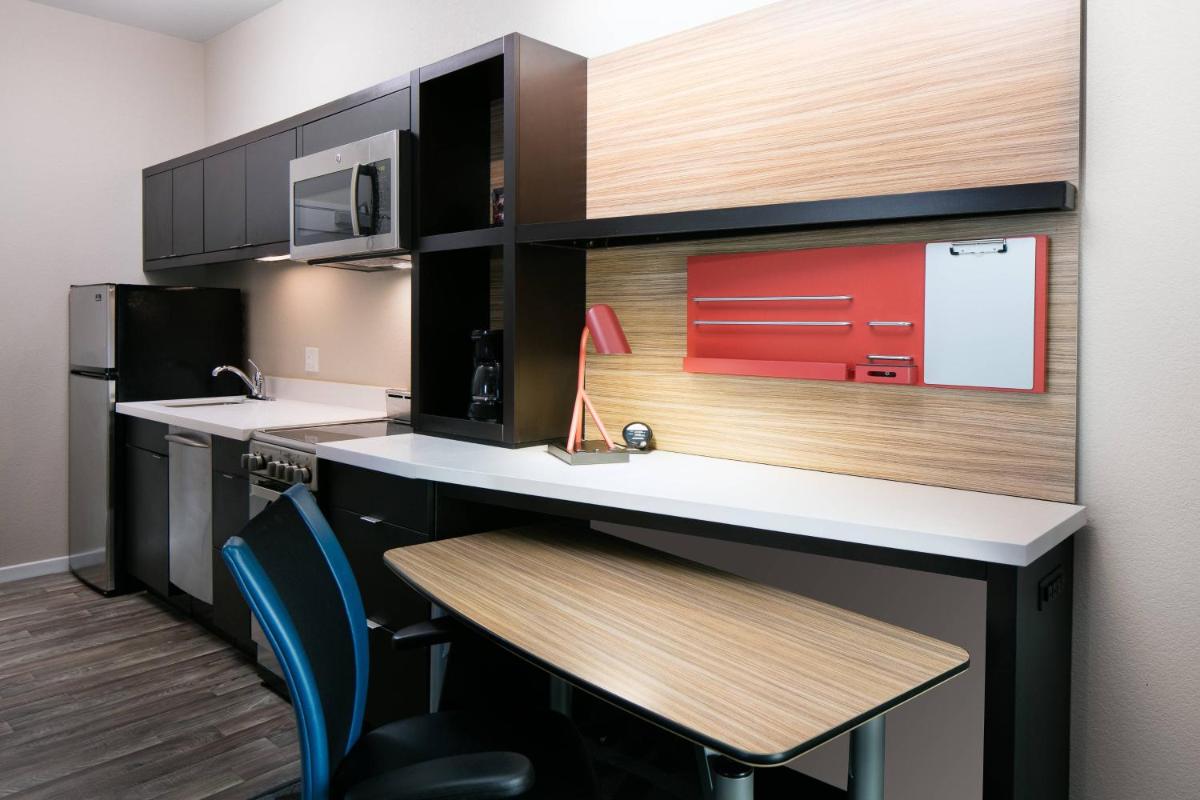 TownePlace Suites by Marriott Kansas City Airport - main image