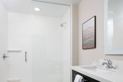 TownePlace Suites by Marriott Kansas City Airport - image 12