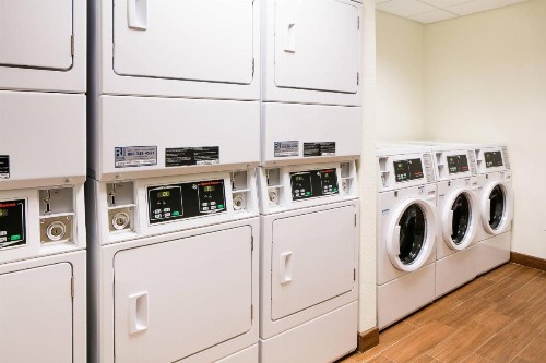 TownePlace Suites by Marriott Kansas City Airport - image 16