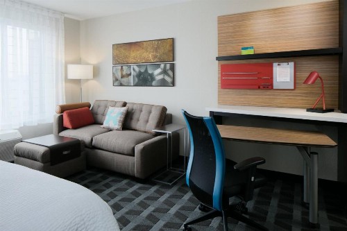 TownePlace Suites by Marriott Kansas City Airport - image 25