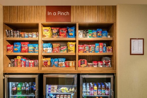 TownePlace Suites by Marriott Kansas City Airport - image 4