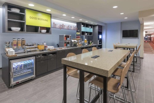 Home2 Suites Kansas City Downtown - image 13