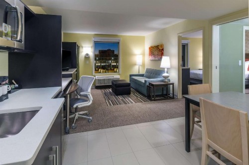 Home2 Suites Kansas City Downtown - image 17