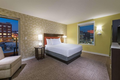 Home2 Suites Kansas City Downtown - image 23