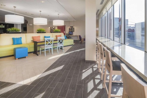 Home2 Suites Kansas City Downtown - image 6