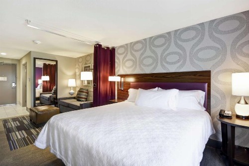 Home2 Suites by Hilton KCI Airport - image 16