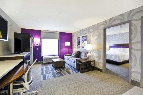 Home2 Suites by Hilton KCI Airport - image 3
