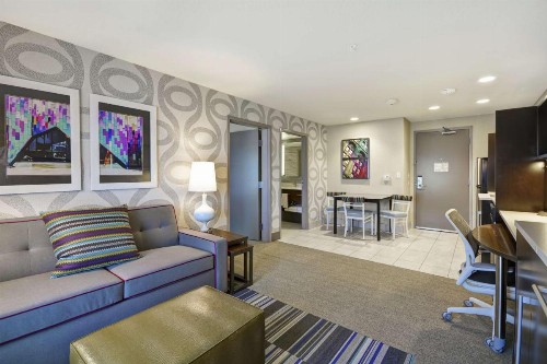 Home2 Suites by Hilton KCI Airport - image 30