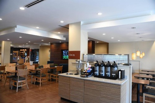 TownePlace Suites Kansas City At Briarcliff - image 18