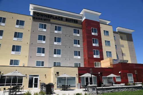 TownePlace Suites Kansas City At Briarcliff - image 2