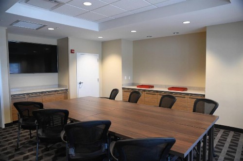TownePlace Suites Kansas City At Briarcliff - image 23
