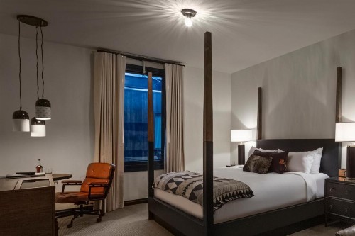 Crossroads Hotel - image 30