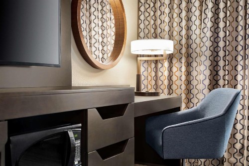 Hampton Inn Suites Kansas City Downtown Crossroads - image 16