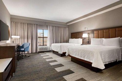 Hampton Inn Suites Kansas City Downtown Crossroads - image 18