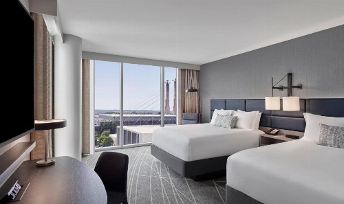 Loews Kansas City - image 21