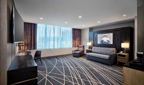 Loews Kansas City - image 23