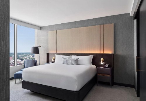 Loews Kansas City - image 33