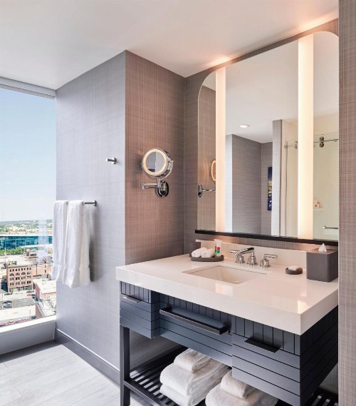 Loews Kansas City - image 47