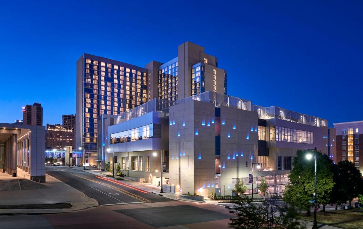 Loews Kansas City - image 5