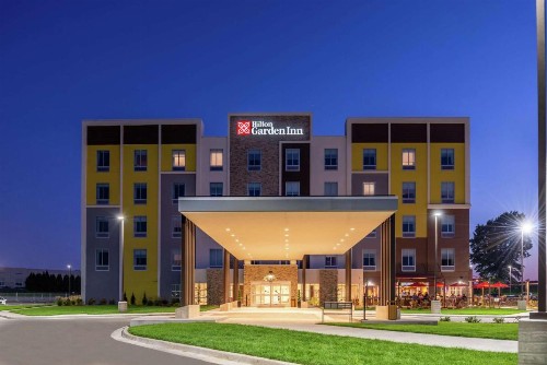 Hilton Garden Inn Kansas City Airport Mo - image 3