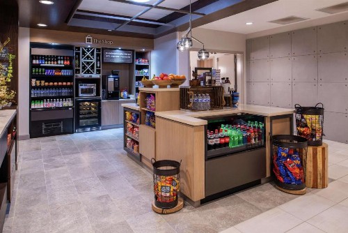 Hilton Garden Inn Kansas City Airport Mo - image 9