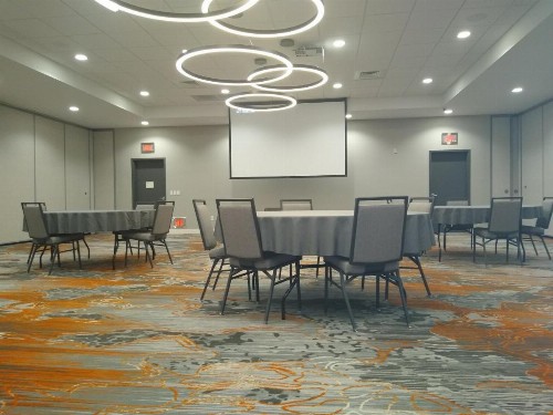 Holiday Inn - Kansas City - Northeast an IHG Hotel - image 31