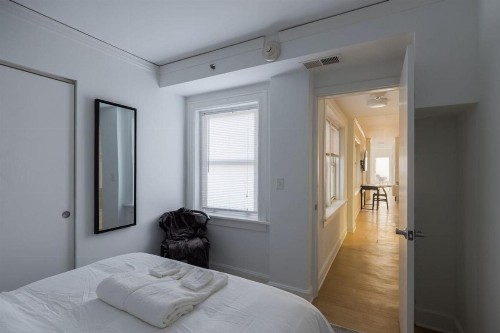 Comfy MW 2BR with Gym & WD by Zencity - image 8