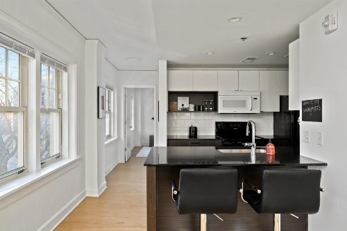 Steps to Shops Eats Easy Access with W&D by Zencity - image 3