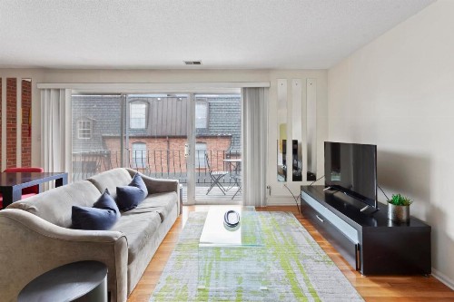 Comfortable Plaza 1BR with Free Parking by Zencity
