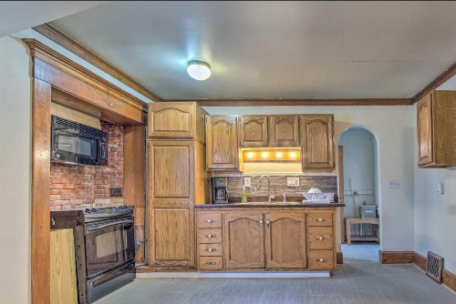 Pet-Friendly Escape 4 Mi to Dtwn Kansas City - image 3