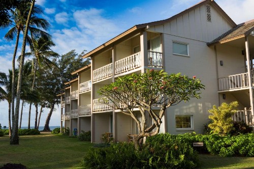 Aston Islander On The Beach - image 39