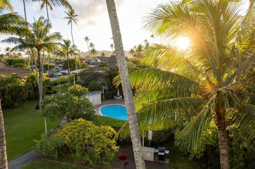 Plantation Hale Suites - image 16