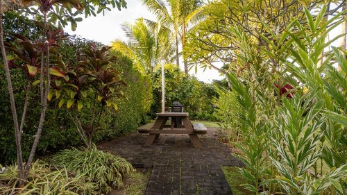 Plantation Hale Suites - image 18