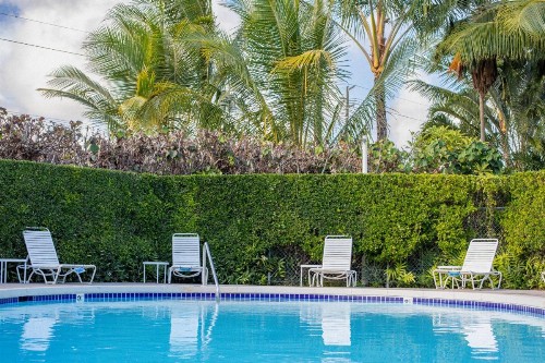 Plantation Hale Suites - image 40