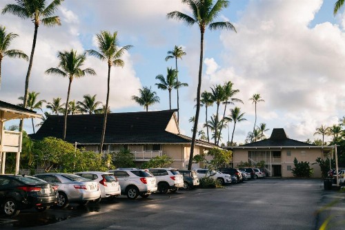 Plantation Hale Suites - image 42