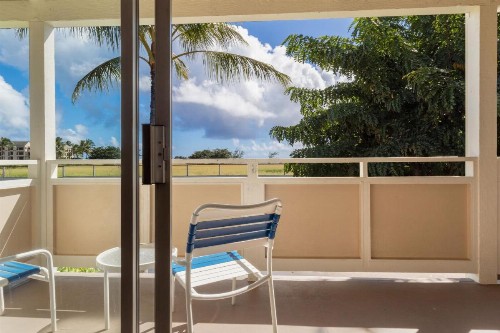 Plantation Hale Suites - image 8