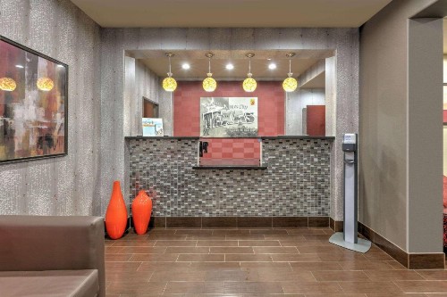 Super 8 by Wyndham Karnes City - image 12