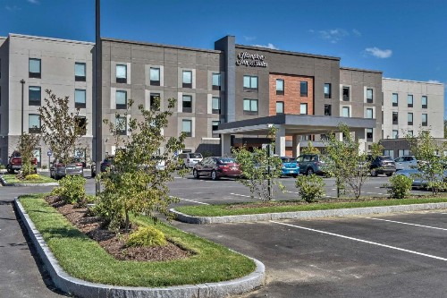 Hampton Inn & Suites Keene - image 22