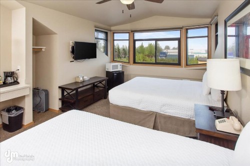 Kenai Airport Hotel - image 19