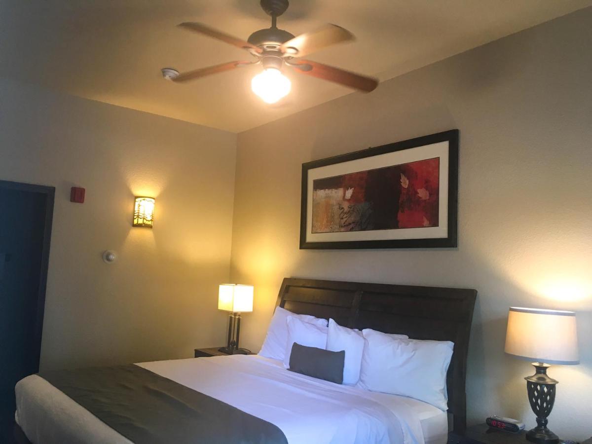 Kenai Airport Hotel - image 2